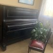 Vendo piano Corredier en Oviedo